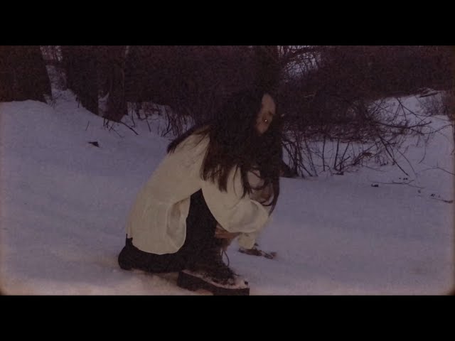 Постер Katy Night - Выжить после