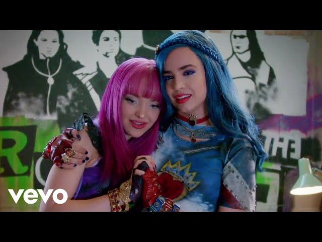 Постер Dove Cameron & Sofia Carson - Space Between