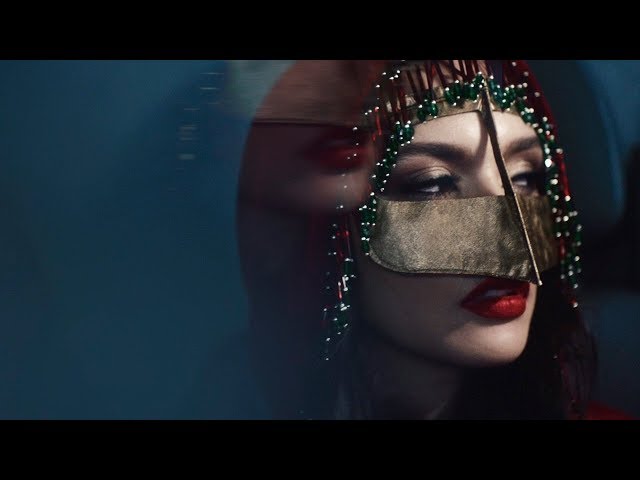 Постер MOLLY - Пьяная